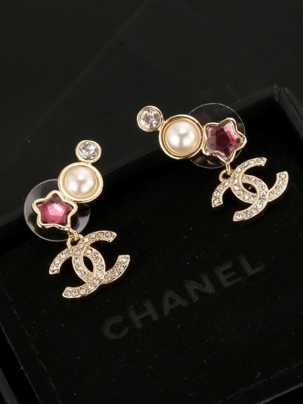 Chanel earring